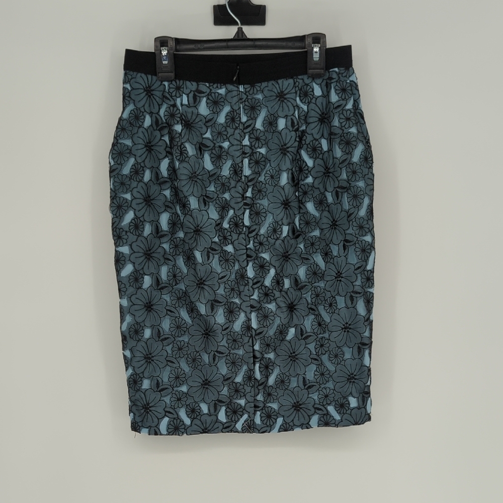 11659 Ann Taylor Lace Flower Pencil Skirt Black Blue size 0 preppy bohemian - Picture 2 of 6